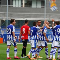 Portu coge la batuta en la Real a la espera de Silva