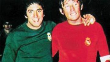 "Al ver la camiseta roja, fui a ver si llevaba nuestro escudo"