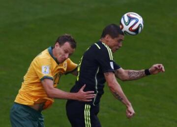 Alex Wilkinson y Fernando Torres.