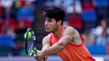 Tennis - Shanghai Masters - Qizhong Forest Sports City Arena, Shanghai, China - October 9, 2024 Spain's Carlos Alcaraz in action during his round of 16 match against France's Gael Monfils REUTERS/Tingshu Wang