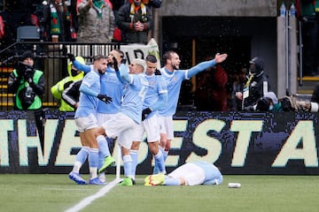 El encuentro se llevó a cabo en Providence Park, casa de Portland Timbers, sin embargo, los visitantes lograron imponer condiciones en el terreno.