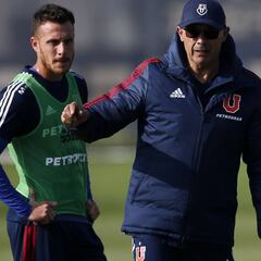 Arias confirma a Henríquez como el '9' ante Colo Colo