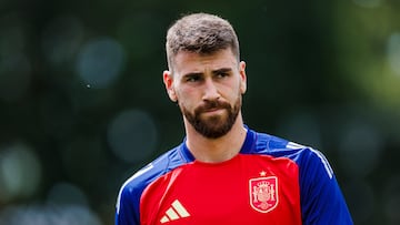 Fernando Burgos contesta a Unai Simón: “Me has puesto en una diana”