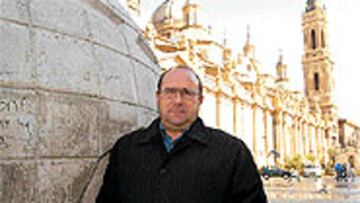 <B>CONFIANZA</B>. Paco Flores espera que el Zaragoza sume un nuevo triunfo en La Condomina.