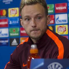 Rakitic: “No puedo decir al 100% que se va a quedar Messi”