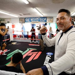 ‘Canelo’ arremete contra Óscar de la Hoya: “Es una lacra del boxeo”