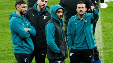 Pedro y sus compañeros de la Lazio, en el Metropolitano.