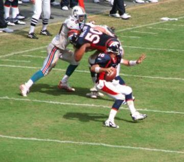 EN 1997 Dolphins-Broncos con un ingrediente mexicano.