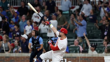 ATLANTA, GEORGIA - JULY 15: Kyle Schwarber #12 of the Philadelphia Phillies reacts after hitting three home runs in the swing-off to decide the MLB All-Star Game at Truist Park on July 15, 2025 in Atlanta, Georgia. Kevin C. Cox/Getty Images/AFP (Photo by Kevin C. Cox / GETTY IMAGES NORTH AMERICA / Getty Images via AFP)