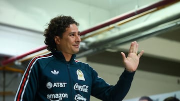 Soccer Football - International Friendly - Mexico v Portugal - Estadio Ciudad de Mexico, Mexico City, Mexico - March 28, 2026 Mexico's Guillermo Ochoa arrives before the match REUTERS/Eloisa Sanchez