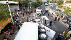 Volcadura de autobús en El Aguacate, Puebla deja un fallecido y 45 heridos