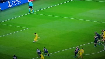 "Uno de los mayores fallos del VAR, el penalti de Messi se tenía que haber repetido"