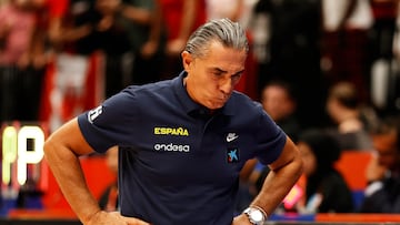 Basketball - FIBA World Cup 2023 - Second Round - Group L - Spain v Canada - Indonesia Arena, Jakarta, Indonesia - September 3, 2023 Spain coach Sergio Scariolo REUTERS/Willy Kurniawan