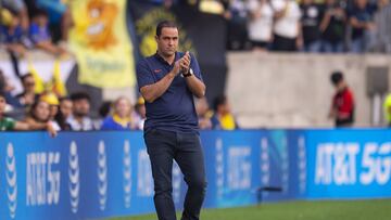      Andre Soares Jardine head coach of America during the game Chicago Fire vs America, corresponding to the Round of 32 of the Leagues Cup 2023, at SeatGeek Stadium, on August 04, 2023.

<br><br>

Andre Soares Jardine director tecnico de America durante el partido Chicago Fire vs America, correspondiente a la fase de Dieciseisavos de final de la Leagues Cup 2023, en el Estadio SeatGeek, el 04 de Agosto de 2023.