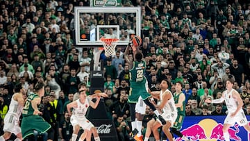 Jerian Grant anota la canasta de la victoria a falta de dos segundos.