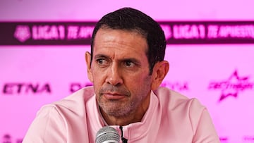 Arturo Reyes no continúa como DT de Sport Boys.