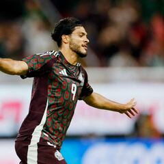 10 futbolistas que juegan fuera de México y vestirán la playera de la selección