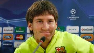 <b>VUELVE A EUROPA. </b>Lionel Messi habló ayer ante los medios en el estadio del Stuttgart.