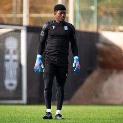 La cantera, obligación más que apuesta