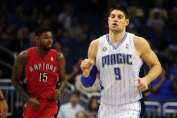 Nikola Vucevic fue el mejor de los Magic en la derrota ante Toronto. El montenegrino es otro de los 'Míster doble-doble de la NBA'.