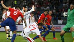 Maripán resuelve el problema