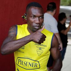 Walter Ayoví: "A Colombia tenemos que ganarle sí o sí"