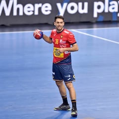 Debut y despedida de Ian Tarrafeta por una fisura en la costilla