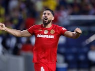 The Toluca player wants to be just as successful as them, but he is aware that he must win more titles.