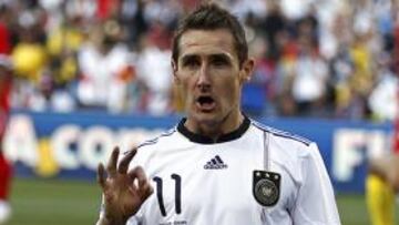 Klose expresa su deseo de seguir jugando con Alemania hasta la Eurocopa de 2012