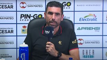 Gabriel Raimondi pone en duda su continuidad en América