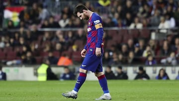 02/02/20 PARTIDO PRIMERA DIVISION
Barcelona v Levante UD
Lionel Messi (10) FC Barcelona TRISTEZA
PUBLICADA 05/02/20 NA MA12 3COL