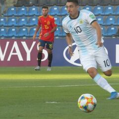 Palacios: "Me encantaría jugar en el Barça o en el Real Madrid"