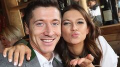 Robert Lewandowski y su esposa Anna 