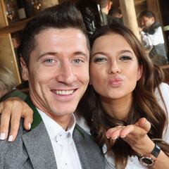 La mujer de Lewandowski desata los rumores: “Estoy aprendiendo español”