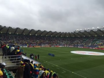 Estadio Germán Becker se viste de amarillo, azul y rojo