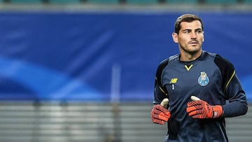 Casillas, suplente en la derrota del Oporto "por decisión técnica"