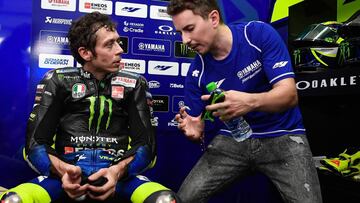 Rossi: "Es raro ver a Lorenzo vestido de calle y yo con mono"