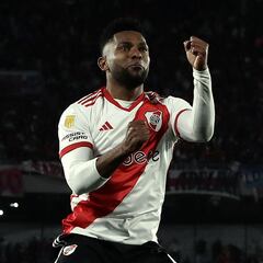 Borja se reporta con doblete en victoria de River ante Arsenal