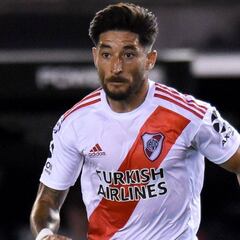 Casco: "River no se fija en Boca"
