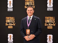 Uzbekistan's Italian head coach Fabio Cannavaro poses on the red carpet upon arrival to attend the draw for the 2026 FIFA Football World Cup taking place in the US, Canada and Mexico, at the Kennedy Center, in Washington, DC, on December 5, 2025. (Photo by Roberto SCHMIDT / AFP)