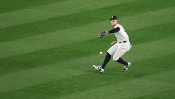 Los neoyorquinos tenían una ventaja de cinco carreras en el quinto enfrentamiento de la Serie Mundial y cometieron errores puntuales que les costaron el título.