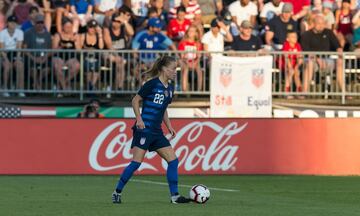 Posición: Defensa 
Equipo: Portland Thorns FC