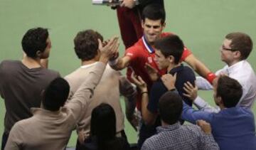 Novak Djokovic celebra la victoria ante Tomas Berdych en el cuarto partido.