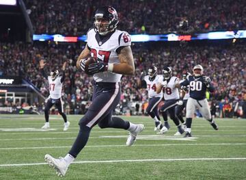 C.J. Fiedorowicz no falló en esta ocasión y anotó el TD que acercaba a los Texans en el marcados 14 - 13. Los Texans gracias a su defensa ponían emoción al partido.