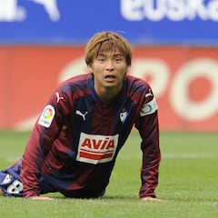 Inui, cerca de recalar en el Betis