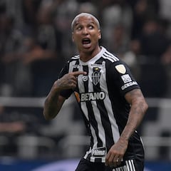 Deyverson acaba con el campeón