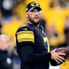 Which QB has the most 450-yard passing games in the NFL?