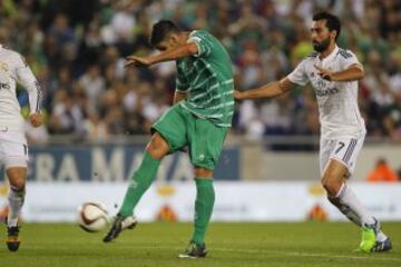 Óscar Múñoz marca el 1-1.