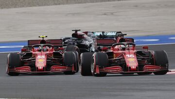 Charles Leclerc y Carlos Sainz (Ferrari SF21). Estambul, Turquía. F1 2021.