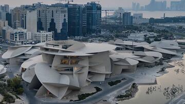 El museo nacional de Qatar, cuya forma se asemeja con la Rosa del Desierto. 
